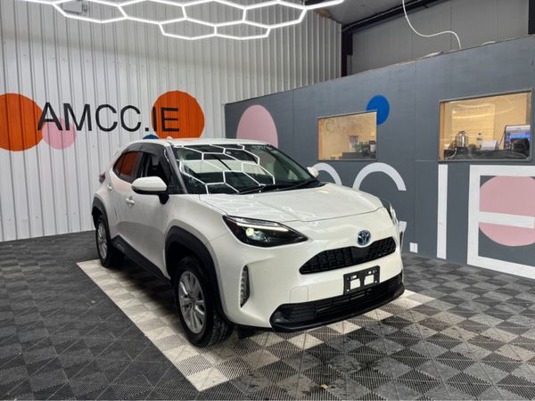 Toyota Yaris Cross SUV, Petrol Hybrid, 2021, White