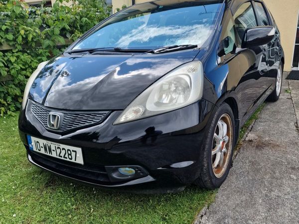 Honda Fit Hatchback, Petrol, 2010, Black