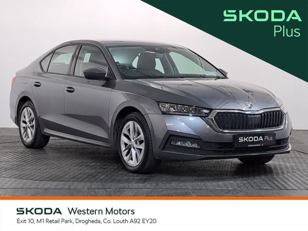 Skoda Octavia Saloon, Diesel, 2022, Grey