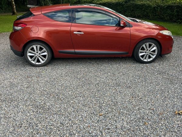 Renault Megane Coupe, Diesel, 2010, Orange