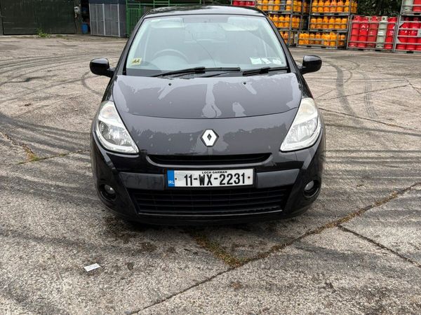 Renault Clio Hatchback, Diesel, 2011, Black