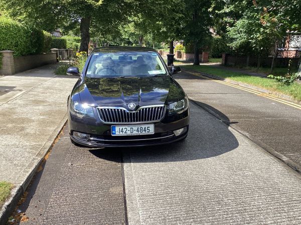 Skoda Superb Saloon, Diesel, 2014, Black