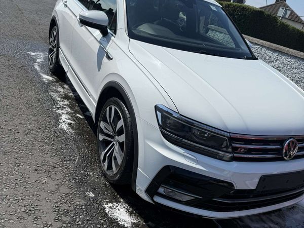 Volkswagen Tiguan SUV, Diesel, 2016, White