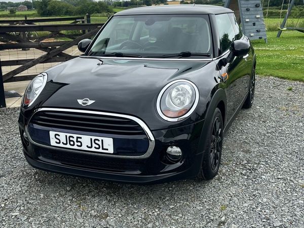 Mini Cooper Hatchback, Diesel, 2016, Black
