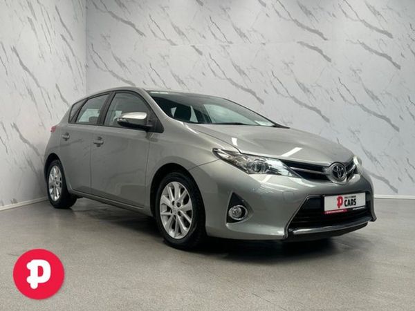 Toyota Auris Hatchback, Diesel, 2014, Grey
