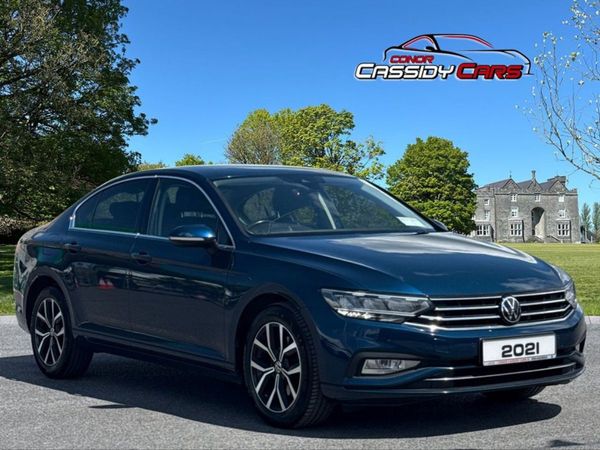 Volkswagen Passat Saloon, Diesel, 2021, Blue