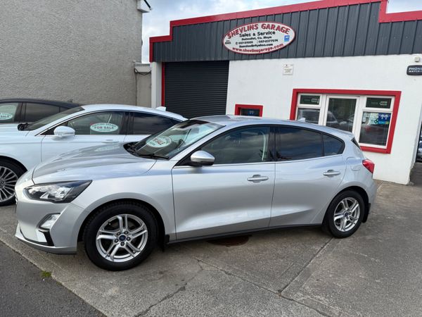 Ford Focus Hatchback, Diesel, 2021, Silver
