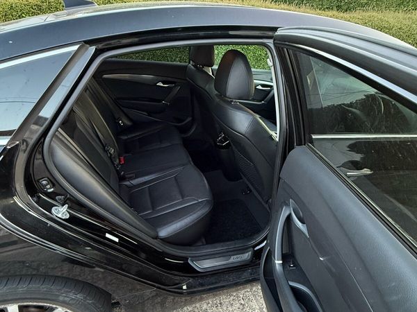 Hyundai i40 Saloon, Diesel, 2016, Black