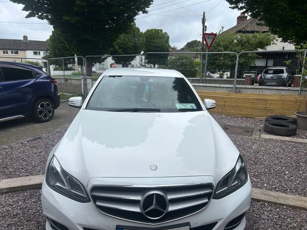 Mercedes-Benz E-Class Saloon, Diesel, 2015, White