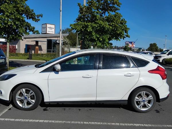 Ford Focus Hatchback, Diesel, 2013, White