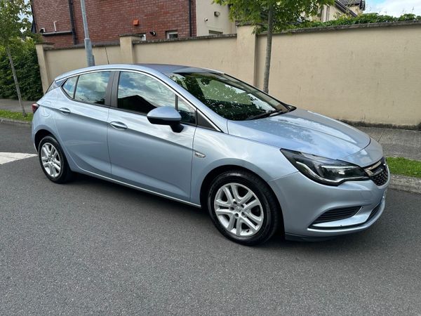 Opel Astra Hatchback, Diesel, 2017, Grey