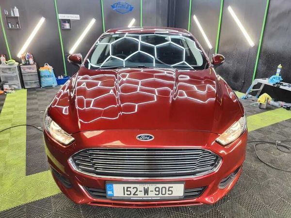 Ford Mondeo Hatchback, Diesel, 2015, Red