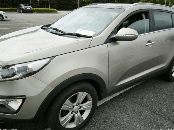 Kia Sportage SUV, Diesel, 2012, Silver
