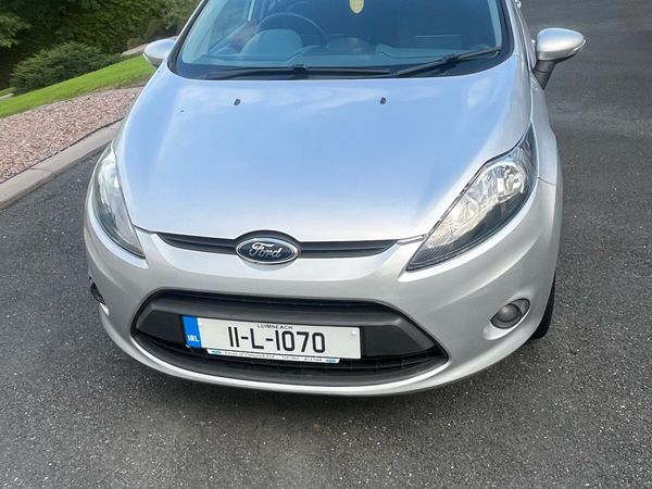Ford Fiesta Hatchback, Petrol, 2011, Silver