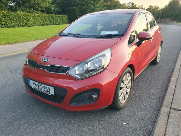 Kia Rio Hatchback, Petrol, 2012, Red