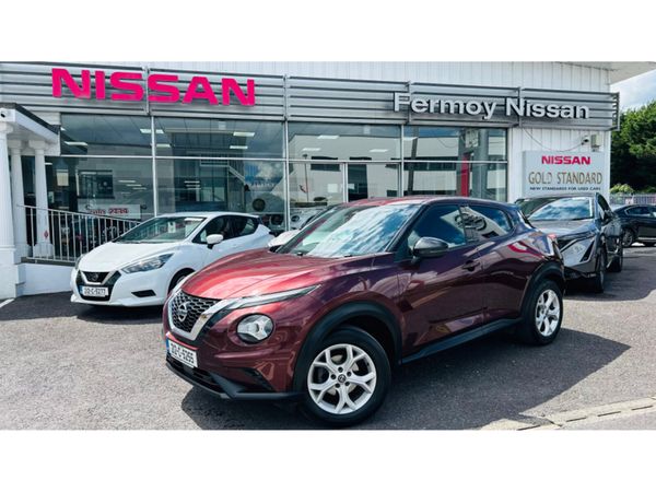 Nissan Juke MPV, Petrol, 2021, Red