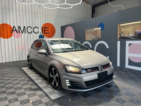 Volkswagen Golf Hatchback, Petrol, 2015, Grey