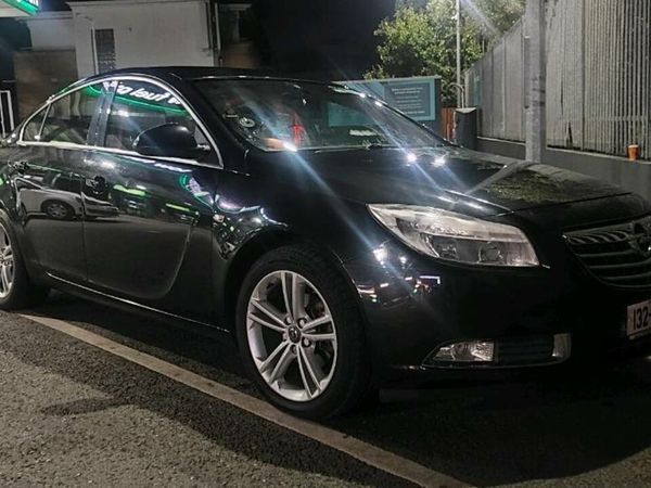 Opel Insignia MPV, Diesel, 2013, Black