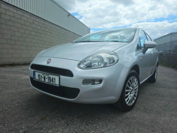 Fiat Punto Hatchback, Petrol, 2015, Grey