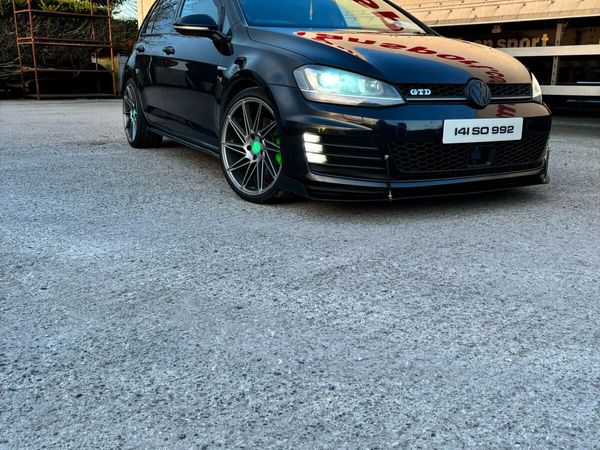 Volkswagen Golf Hatchback, Diesel, 2014, Black