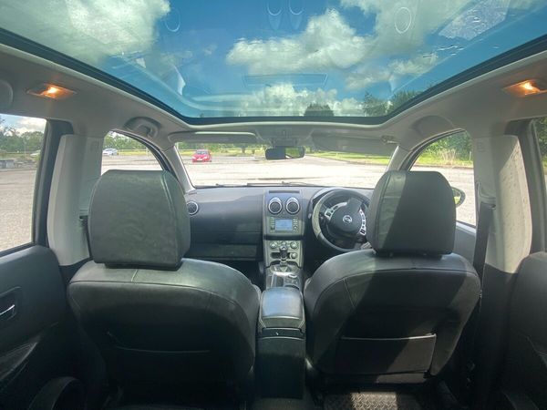 Nissan Qashqai SUV, Diesel, 2010, Beige
