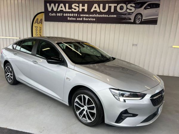 Opel Insignia Hatchback, Diesel, 2021, Grey