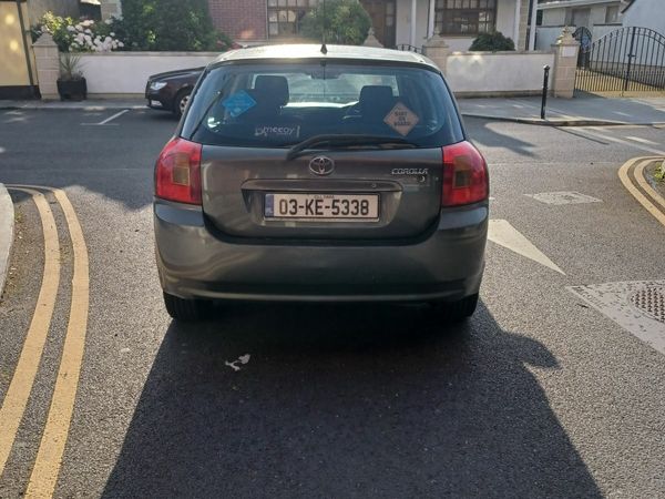 Toyota Corolla Hatchback, Petrol, 2003, Grey