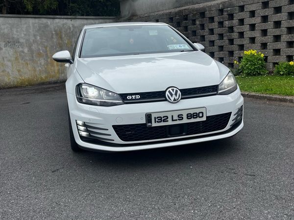 Volkswagen Golf Hatchback, Diesel, 2013, White