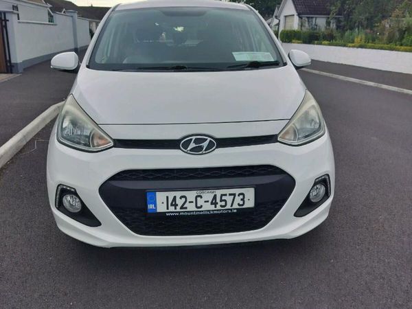 Hyundai i10 Hatchback, Petrol, 2014, White