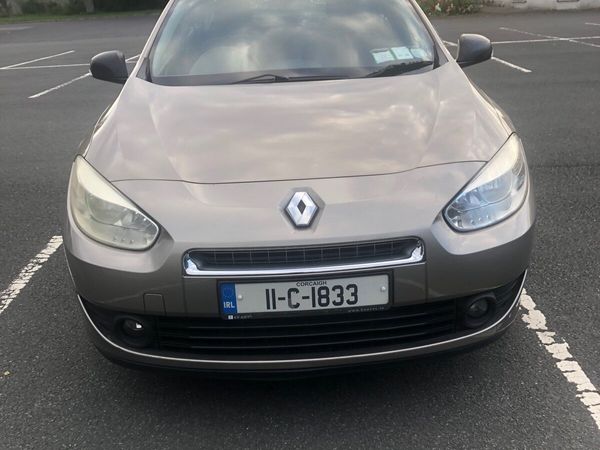 Renault Fluence Saloon, Diesel, 2011, Gold