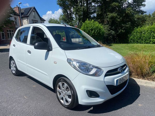 Hyundai i10 Hatchback, Petrol, 2012, White