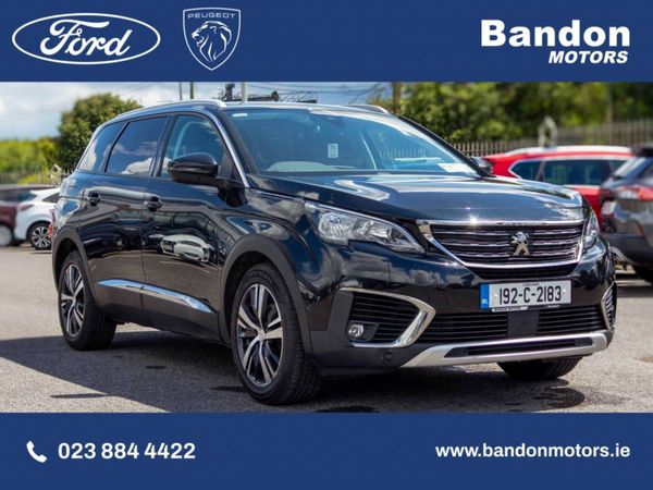Peugeot 5008 MPV, Petrol, 2019, Black