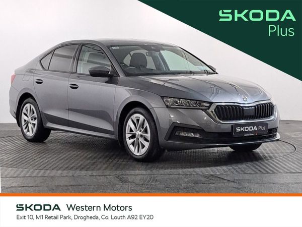 Skoda Octavia Saloon, Petrol, 2023, Grey