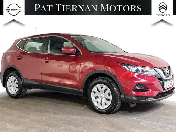 Nissan Qashqai MPV, Diesel, 2018, Red
