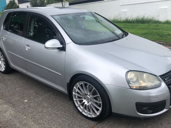 Volkswagen Golf Hatchback, Petrol, 2008, Silver