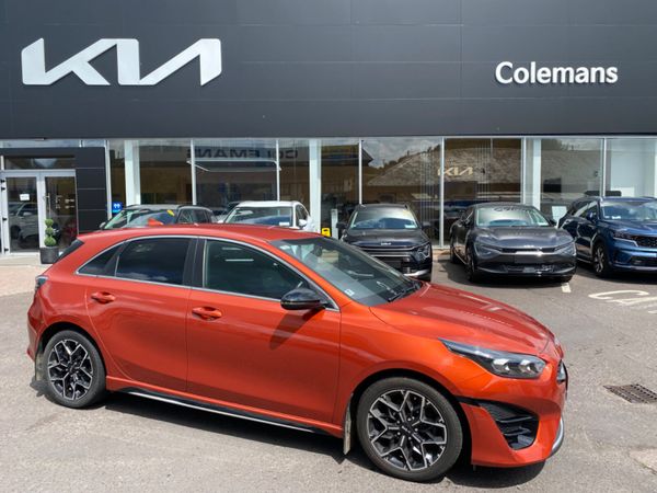 Kia Ceed Hatchback, Diesel Hybrid, 2022, Orange