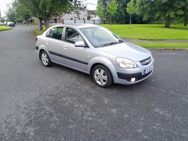 Kia Rio Saloon, Diesel, 2009, Silver