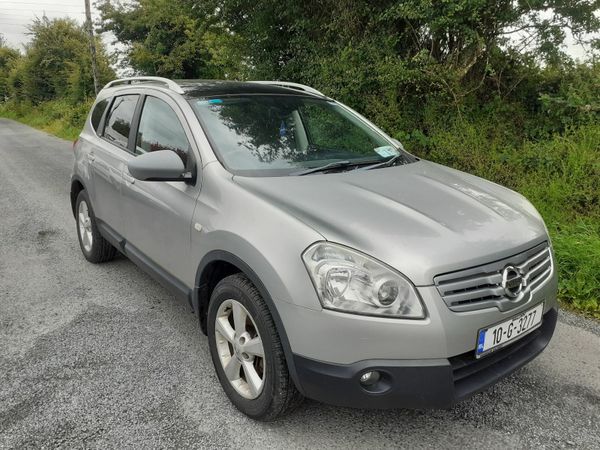Nissan Qashqai+2 Hatchback, Diesel, 2010, Silver
