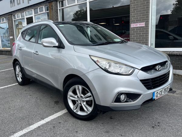 Hyundai ix35 SUV, Diesel, 2012, Silver