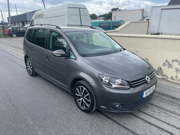 Volkswagen Touran MPV, Diesel, 2014, Grey