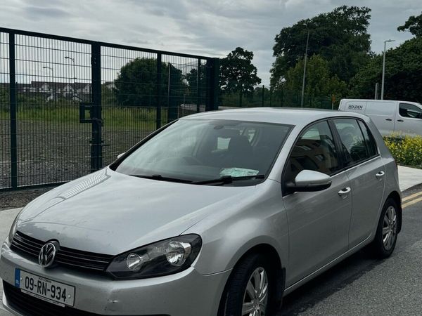 Volkswagen Golf Hatchback, Diesel, 2009, Silver