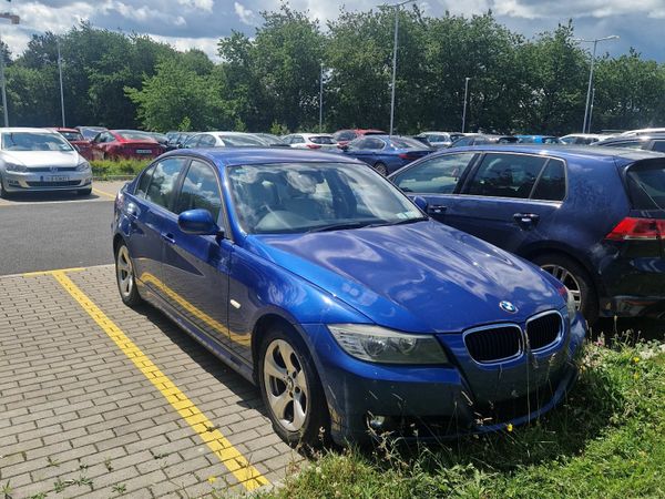 BMW 3-Series Saloon, Diesel, 2010, Blue
