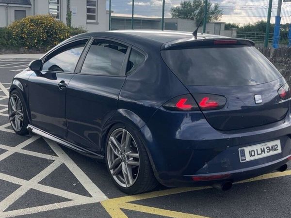 SEAT Leon Hatchback, Diesel, 2010, Blue