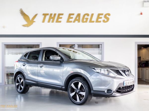 Nissan Qashqai Hatchback, Diesel, 2015, Grey