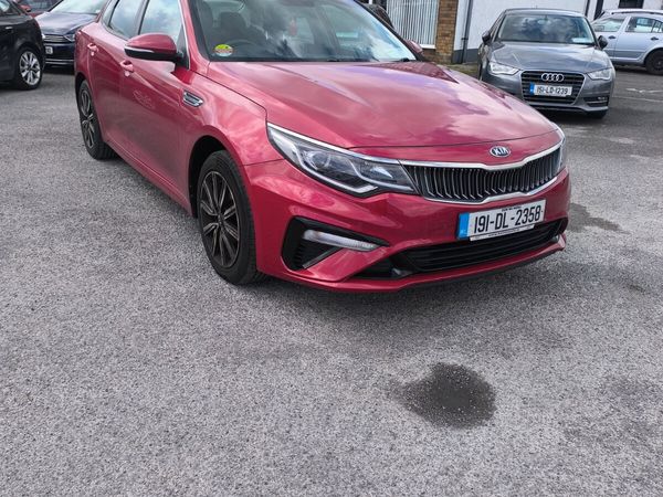 Kia Optima Saloon, Diesel, 2019, Red
