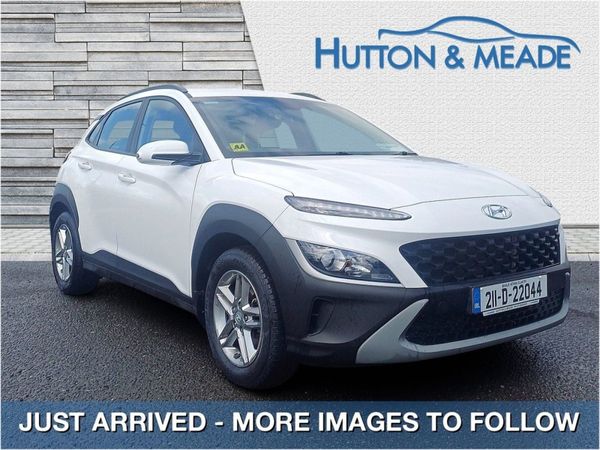 Hyundai KONA SUV, Petrol, 2021, 