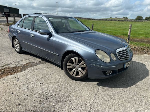 Mercedes-Benz E-Class Saloon, Petrol, 2007, Blue