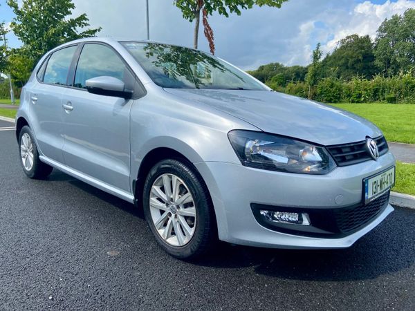 Volkswagen Polo Hatchback, Petrol, 2013, Silver