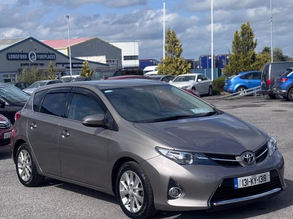 Toyota Auris MPV, Petrol, 2013, Bronze