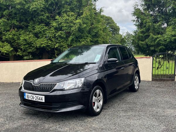 Skoda Fabia Hatchback, Petrol, 2016, Black